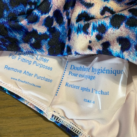 VS Swimsuit NWOT - Picture 5 of 5